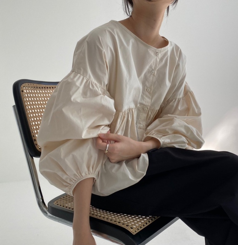 パフオープンブラウス