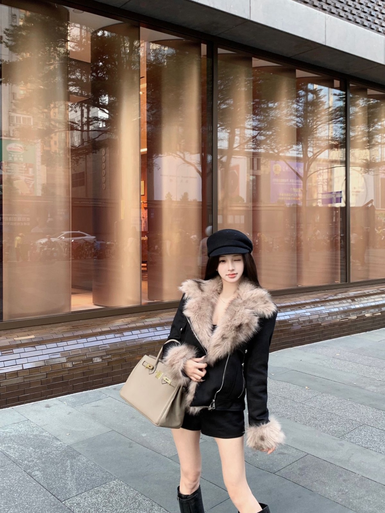 秋冬防寒 あったかアウター 韓国風コート かわいい ブルゾンファー付きファッション系裹起毛大人ゆったりカジュアルストリートサイズレディースムートン襟エコゆるダボ シルエット学生通学丈お姉さんフレンチ