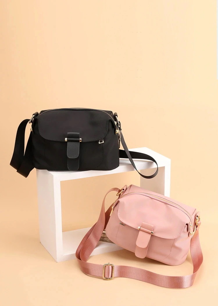 (最安値保証) 今買いたいが特売！4COLOR キャリーバッグ 韓国風 マザーズバッグ 旅行バッグ 通勤 通学 カジュアル ナイロン ハンドバッグ スクエアバッグ 小さい 百掛け レディーストートバッ