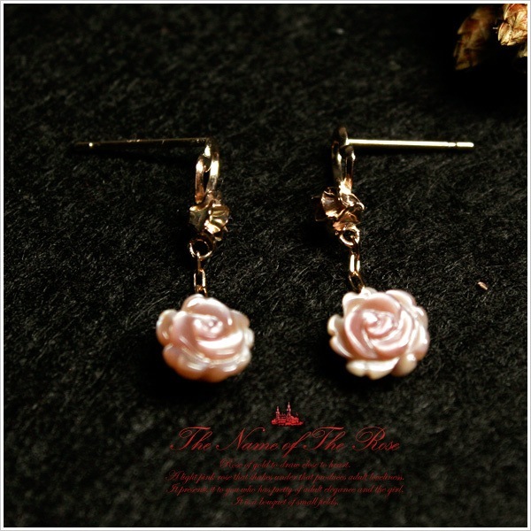 K10ピンクゴールド 薔薇 ピンクシェル ハートモチーフピアス 発送目安２-３週間