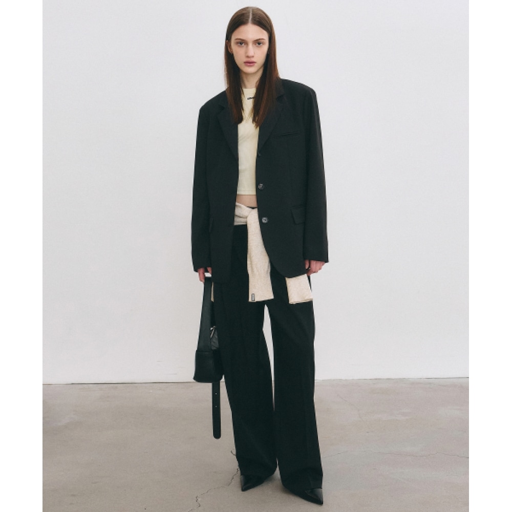 ニック&ニコールミニマルクラシックスーツセットアップ_ブラック