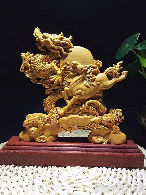 凄く人気がある 龍馬精神 木彫りドラゴン 置物 風水 立像 高級天然ツゲ 風水グッズ 金運 プレゼント 贈り物 開店祝い 開店 お店 ショップ 会社 経営者 経営 宝くじ 金脈 商売繁盛 6,407円