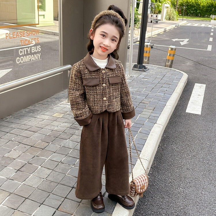 女の子の小さなフレグランススーツ秋2024新しいスタイルの服女の子ベビー春と秋のファッショナブルな秋の2点セット
