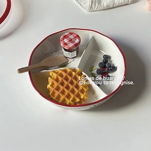 ins サブコンパートメント ディナー プレート 家庭用 セラミック 深化 蓋付き 脂肪を減らす 定量的食事ボウル 仕切りプレート フルーツ プレート ランチ ボックス新-4-510