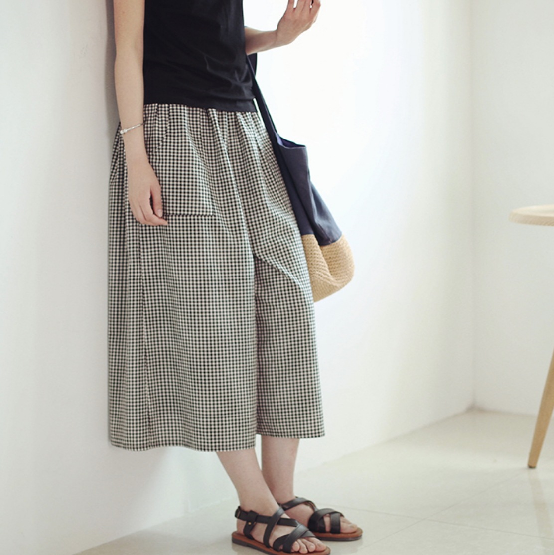 パンツ ボトムス レディース ワイドパンツ ガウチョ 無地 春 夏 休日 旅行 シンプル カジュアル 楽ちん ゆったり 体型カバー モテ コーデ イベント 着回し 普段使い ブラック ブルー 韓国