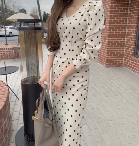 ワンピース ワンピドレス ロング ロング丈 袖あり 7分袖 七分袖 ホルンスリーブ Vネック ハイウエスト かわいい 大人可愛い きれいめ 大人 お洒落 レトロ ラブリー キュート ガーリー 個性的