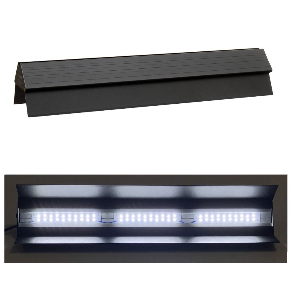 アクロ　ＴＲＩＡＮＧＬＥ　ＬＥＤ　ＶＩＶＩＤ　ＢＬＡＣＫ　６００　専用シェード付き　水草育成　照明　水槽　熱帯魚　アクアリウム　ライト　ＣＲＣ10―15―60―10―50
