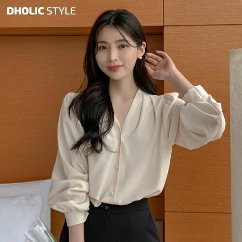 Vネックピンタックシャーリングブラウス・p642424