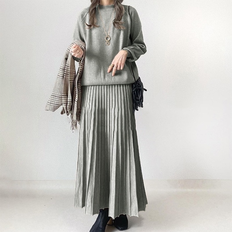 【人気上昇中】 し無地ニット+ロングギャザースカートワンピースセット