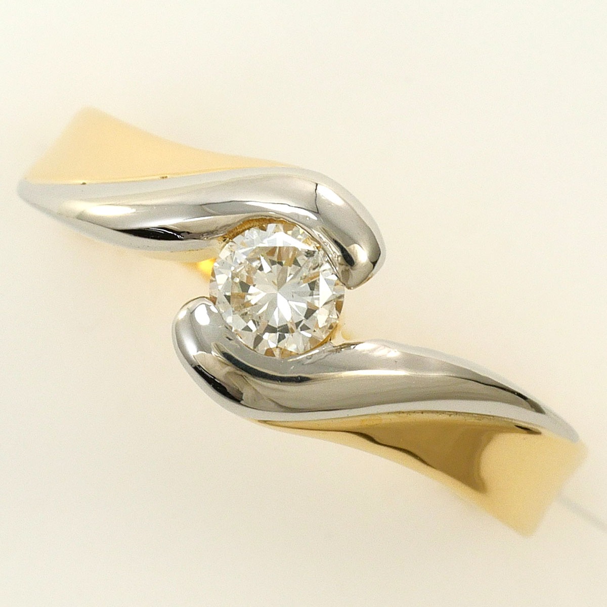 PT900 プラチナ K18 YG イエローゴールド リング・指輪 8号 ダイヤモンド 0.19ct 総重量約2.6g ジュエリー 中古