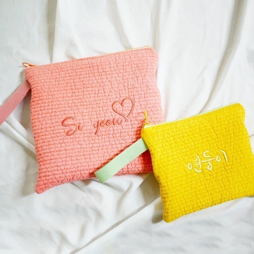 【1つ買うと1つ無料】化粧ポーチハングル刺繍可能!　ヌビ素材　刺繍入りポーチ　MサイズLサイズ　メイクポーチ化粧ポーチ
