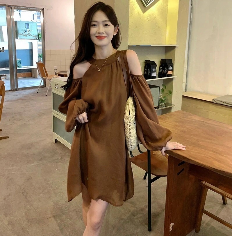 ワンピース レディース 長袖 ミニ 膝上 オフショルダー ホルターネック バックリボン 透け感 薄手 大人可愛い きれいめ シンプル おしゃれ お出かけ デート 無地 茶色 アプリコット フリーサイズ
