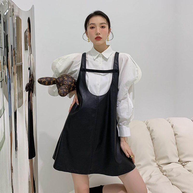 PUレザーストラップスカート ワンピース ミニ丈 レザーワンピ スカート サスペンダードレス レディース ブラック モード系 可愛い a4282