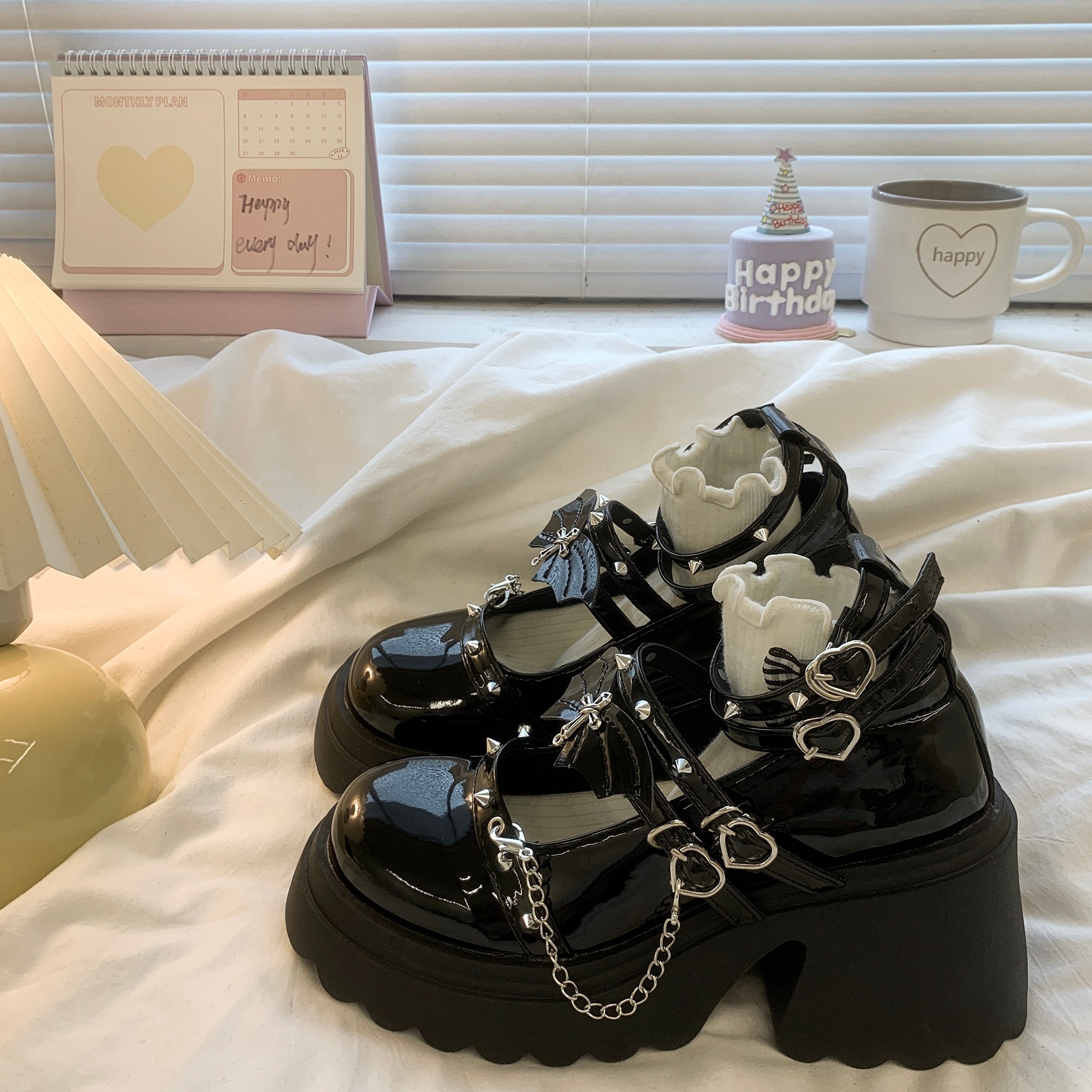 日本製 Jk ドワーフ ダークレザーシューズ レディース 2024 夏 多用途 レトロ ブリティッシュ スタイル ロリータシューズ