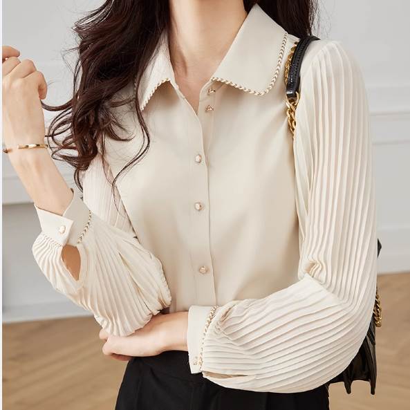 トップス シャツ ブラウス 長袖シャツ 袖あり 長袖 襟付き スリム スマート プリーツ シフォン 肌ざわり 前開き ボタンあり 薄手 大人可愛い きれいめ 大人 上品 おしゃれ お洒落 レトロ 個性