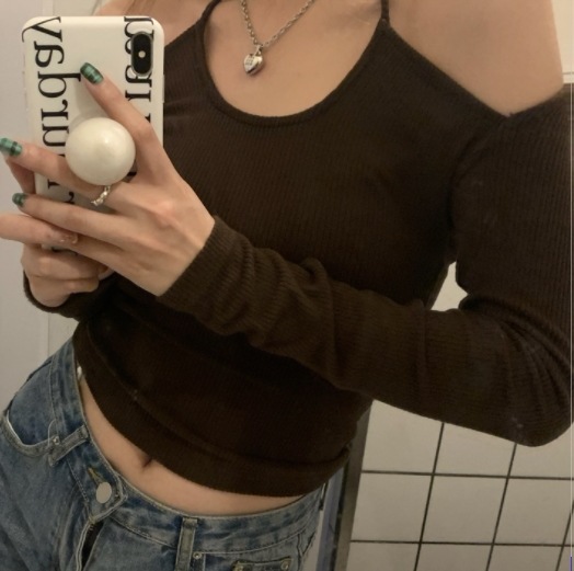 オフショルダーリブニット トップス ニットソー ショート丈 袖あり 長袖 ラウンドネック