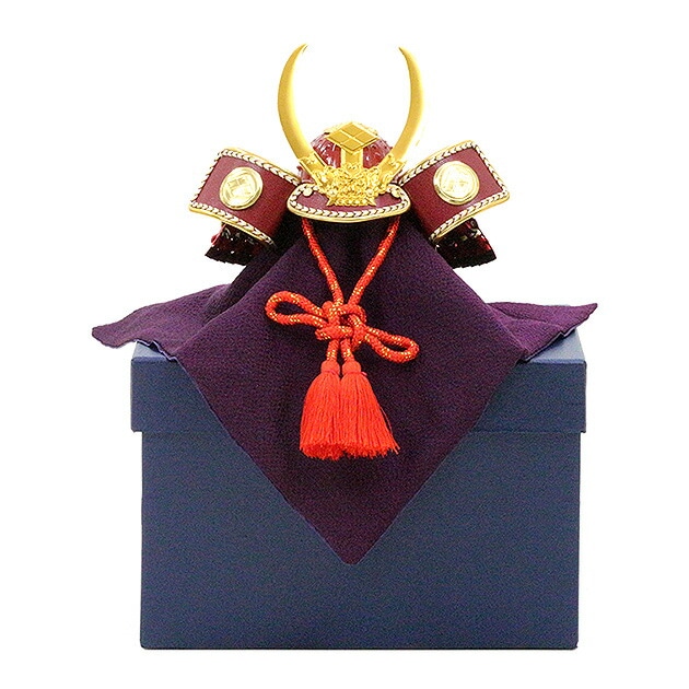 五月人形 獅子噛の前立【武田菱】が凛々しい武田信玄公型ミニ兜飾り初節句