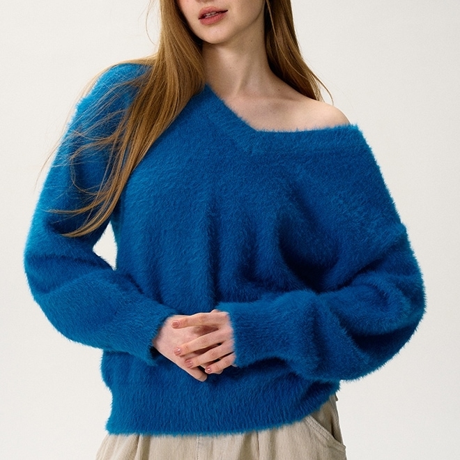 トップス セーター 長袖 Vネック プルオーバー ミディアム丈 ふわふわ 可愛い かわいい 大人可愛い きれいめ シンプル 上品 おしゃれ かっこいい カジュアル こなれ感 個性的 主役級 ラフ