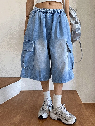 天然楢【神秘的な合体樹＊3本の木が一体化/森と大自然の切り株テーブル