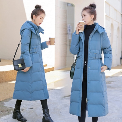 アウター コート ロングコート ロング丈 長袖 前開き フード付き ポケット ボタン ウエストマーク 中綿 かわいい 大人可愛い きれいめ シンプル 上品 おしゃれ かっこいい レトロ ラフ ルーズ