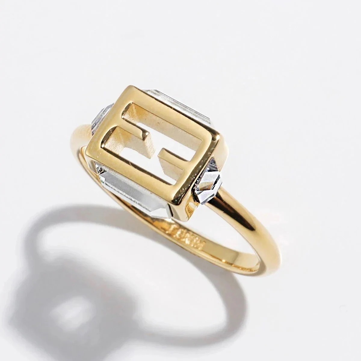 FENDI フェンディ リング BAGUETTE バゲット 8AH813 W2Y レディース FFロゴ ブラス クリスタル アクセサリー 指輪 F089U/SO