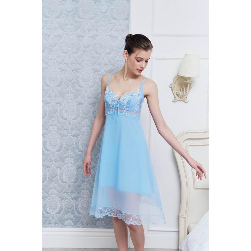 25S/S 春の広告 フローラルレース フルスリップ WFS2081