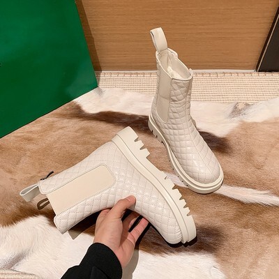 ブーツ サイドゴアブーツ スノーブーツ レディースサンダル 厚底 ふわふわ 防寒 暖かい ジップ フェイクレザー ファー付き かわいい 大人可愛い きれいめ シンプル カジュアル 大人 上品 おしゃれ 7,847円