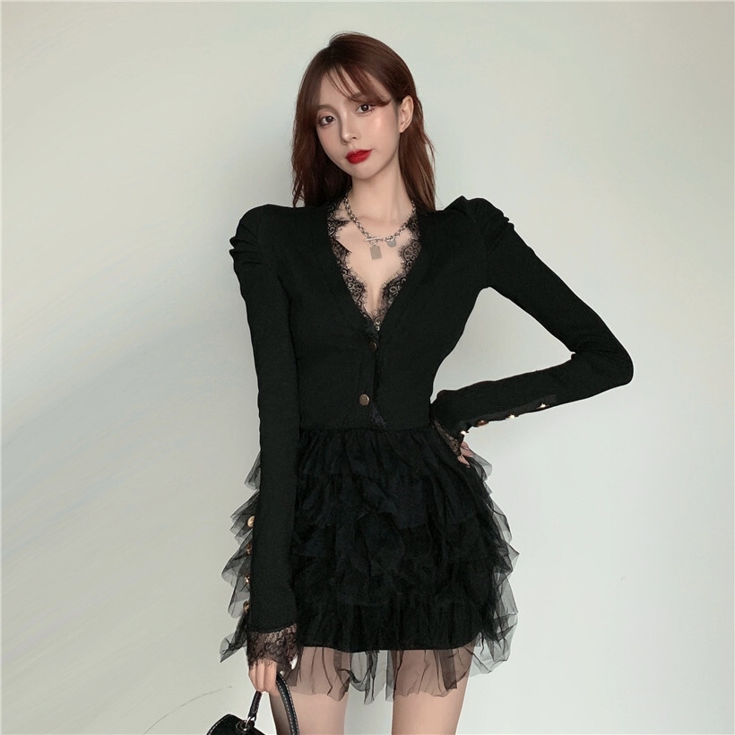 ワンピース ワンピドレス ミニ ミニ丈 ショート ショート丈 袖あり 長袖 Vネック レース チュール フリル 切り替えデザイン ドッキング かわいい 大人可愛い きれいめ おしゃれ お洒落 大人女子