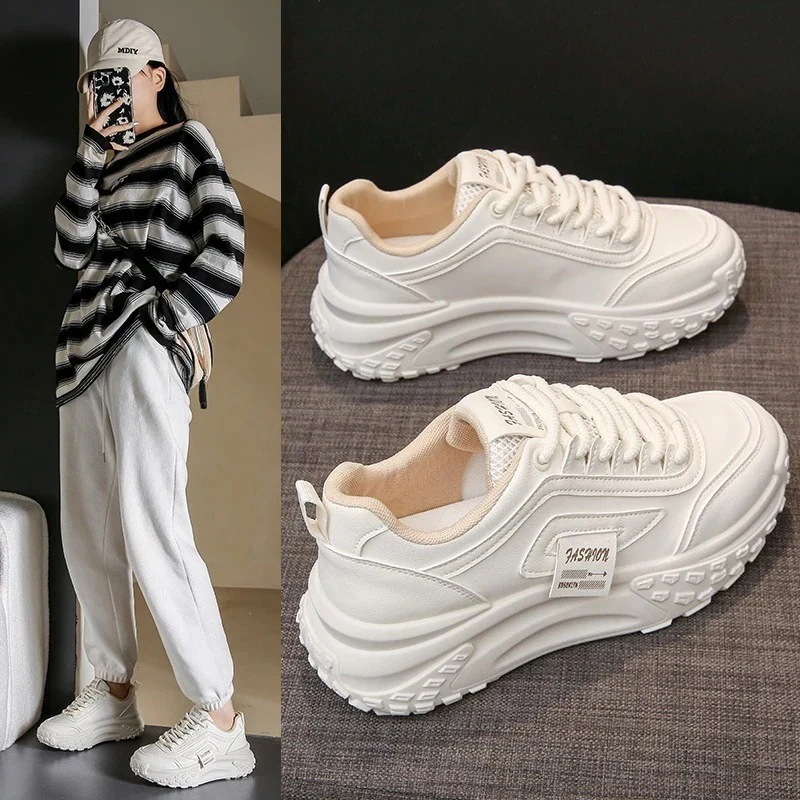スニーカー女性 秋の新しいスポーツ ランニング シューズ カジュアル厚底高さ増加スニーカー