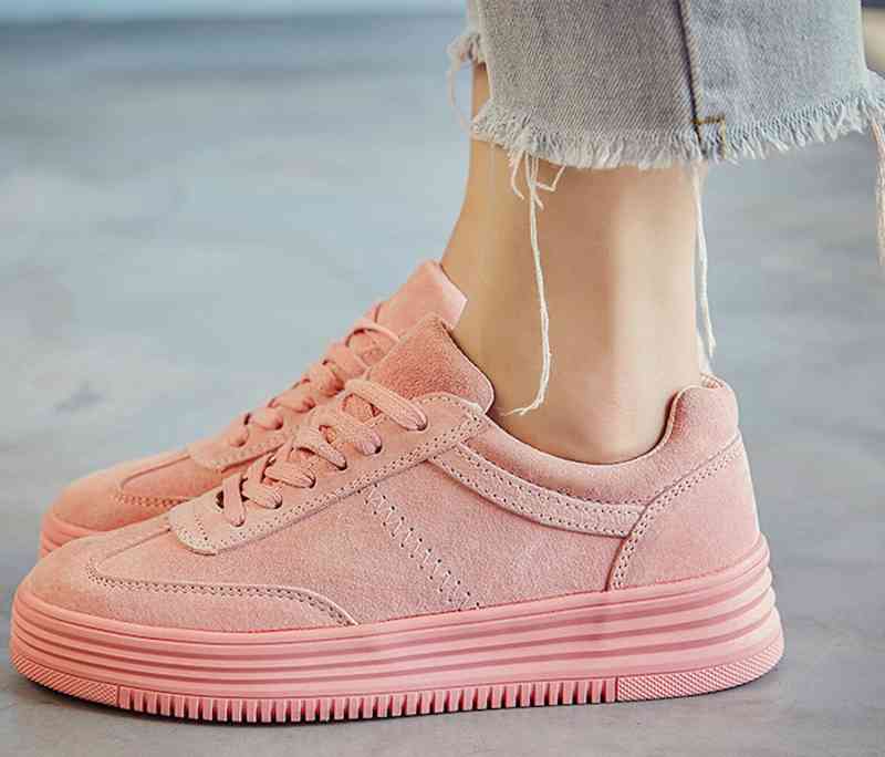 スニーカー レディース 軽い かわいい ハイカット ブランド 3E ピンク 雪道 春 軽量 夏 白 秋 シューズ 幅広 おしゃれ グレー 歩きやすい 厚底 5E 人気 ボア 冬 疲れない キャンバス 5,112円