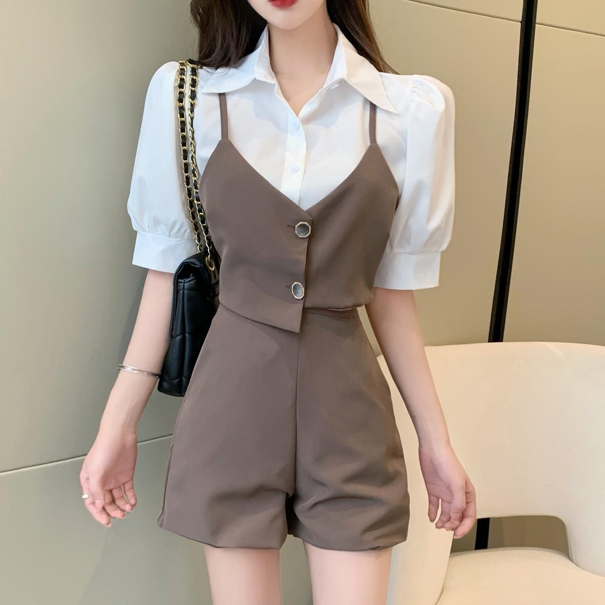 セットアップ シャツ ショートパンツ ショート ショート丈 袖あり 半袖 パフスリーブ 襟付き ドッキング ドッキング ハイウエスト 上下セット 2点セット かわいい 大人可愛い きれいめ シンプル