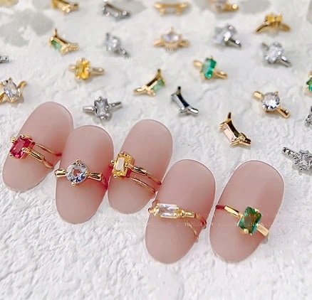 【10個セット】ジェルネイルジュエリー指輪メタルパーツジルコンクリスタルラインストーンビジューチャーム１粒