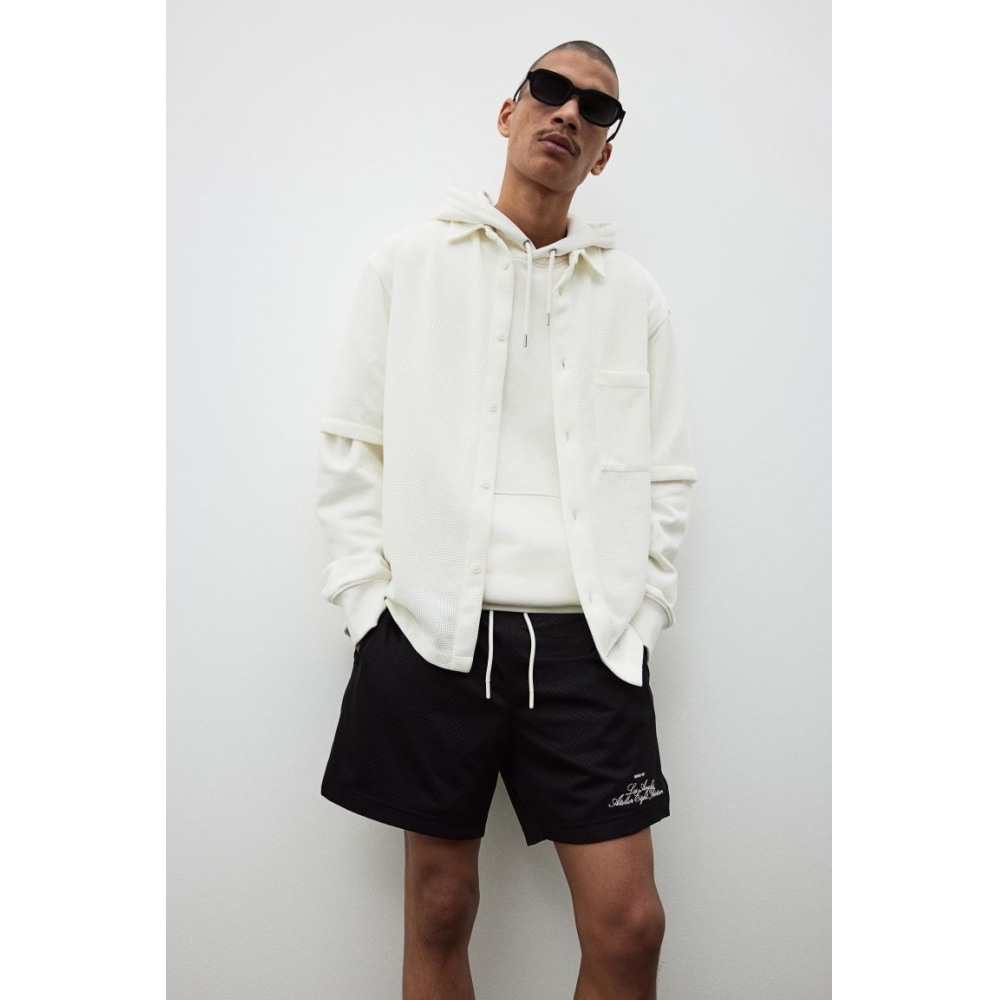 H&M レギュラーフィットメッシュショーツブラック