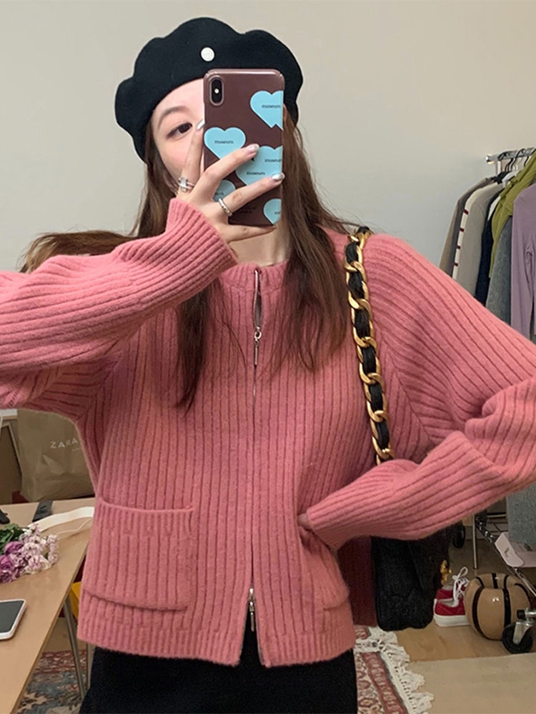 2023新しいショートダブルジップジャンパー女性のデザインルーズインナーニットセータートップコート 4,837円