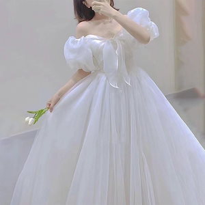 お姫様 全体 軽い ウェディングドレス ひと言 ショルダー パフスリーブ 気質 小さめドレス 花嫁 結婚式 チュチュ スカート お出かけ 糸