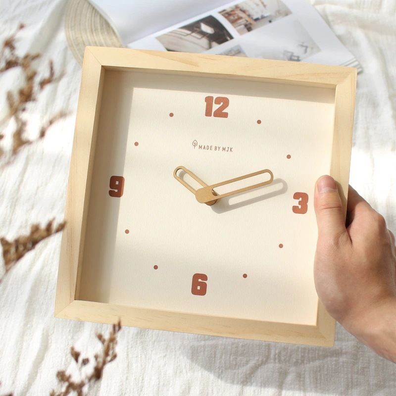 壁掛け時計 高耐久性 おしゃれな正方形 ポッケトデザイン 超静音機芯 のインテリア 使いやすい お部屋に合う おすすめの時計 家庭用 簡単設置 クラシックスタイル