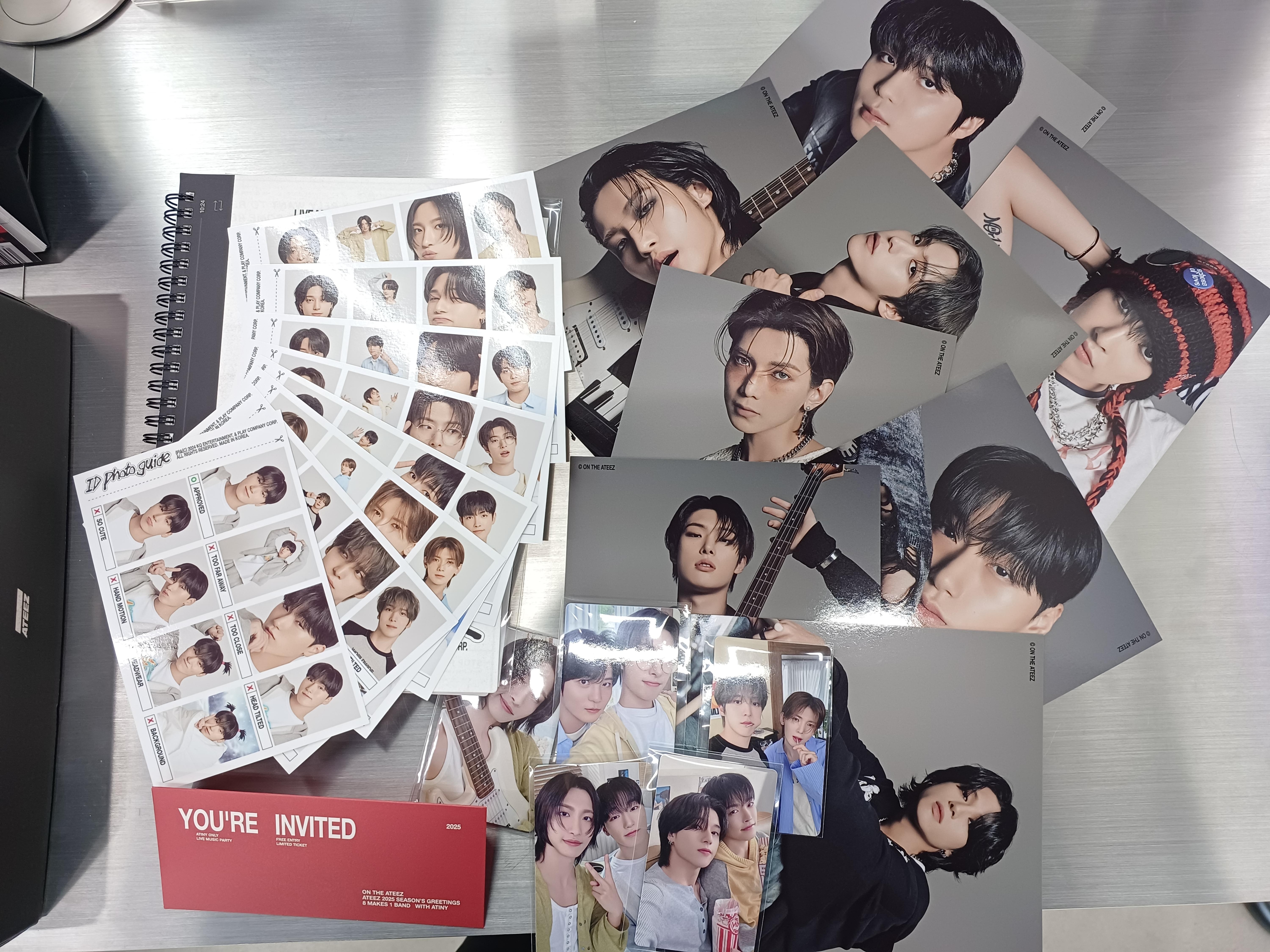 [ ATEEZ] - 2025 시즌 그리팅 Season’s Greetingsフォトカード贈呈