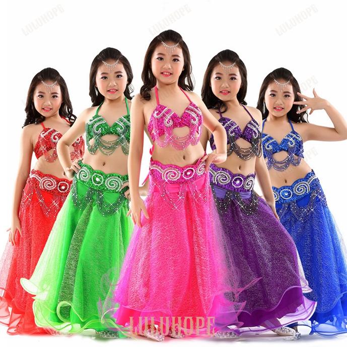 子供ベリーダンス衣装 ふわふわスカート 社交ダンス衣装 広がるスカート ロング丈大きい裾 出演服 ダンス 衣装 キッズダンス衣装 スパンコール付き ひらひら