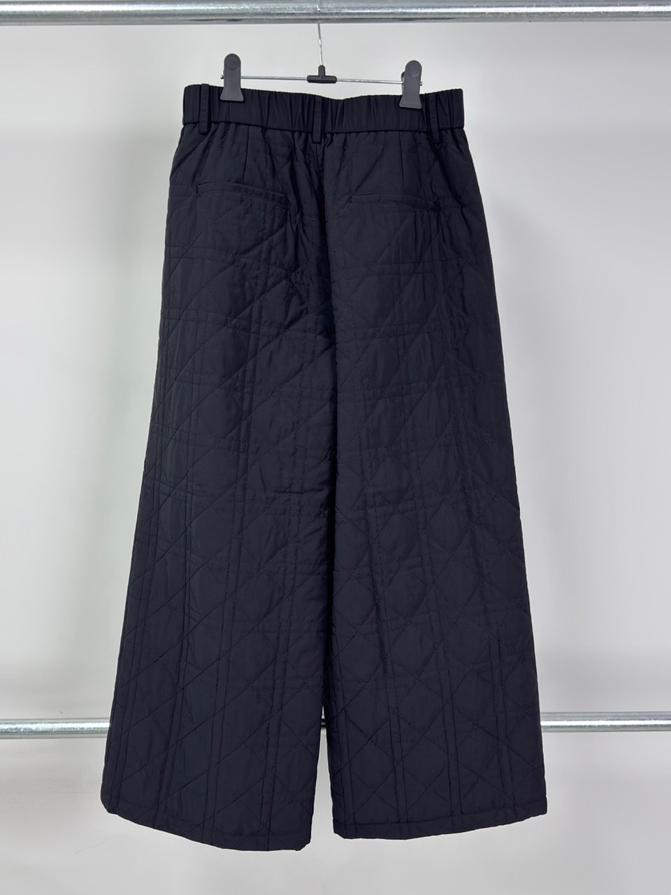 キルティング ワイドパンツ プレミアム 中綿 防寒 レディース 高見え エレガント 大人女子 通勤 冬 2026新作