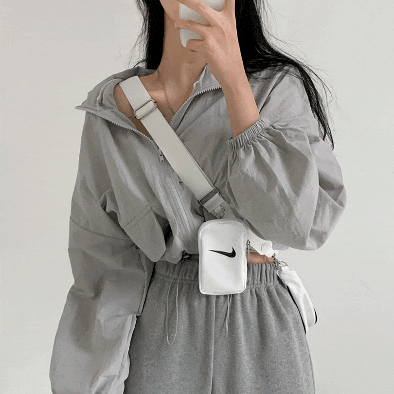 韓国の女性ファッション / スポーティストリングポケットウィンドブレーカー jk1080 5,382円