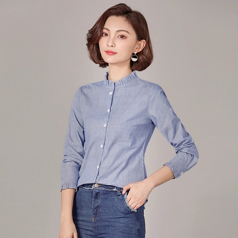 シャツ ブラウス ストライプ柄 トップス 長袖 袖あり 立ち襟 スタンドカラー フリル 花びらスリーブ フロントボタン 前開き スリム 細身 綿 コットン 薄手 薄い カジュアル 大人可愛い かわいい
