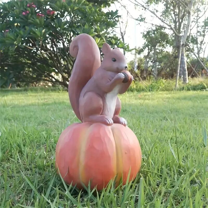 ガーデンオーナメント オブジェ 置物 りす かぼちゃ ハロウィン 庭 ガーデニング 飾り デコレーション 玄関 ベランダ 屋外 自然 動物 かわいい おしゃれ 樹脂 贈り物