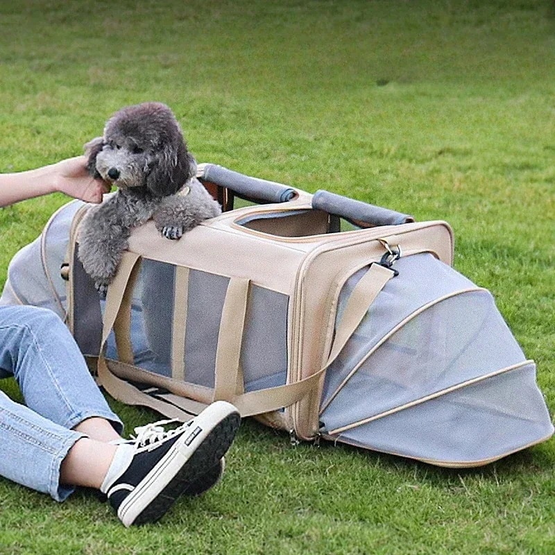 ペットキャリアバッグ 軽量で通気性のある猫のショルダーバッグ 大容量の多目的ペットバッグ 折りたたみ式 猫用