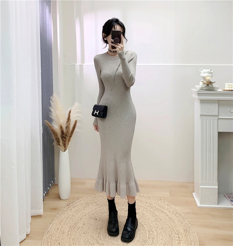 純粋な欲望セクシーなボディ熱い女の子ニットドレス女性秋と冬タイトな薄いストレッチパッケージヒップフィッシュテールロングドレス潮