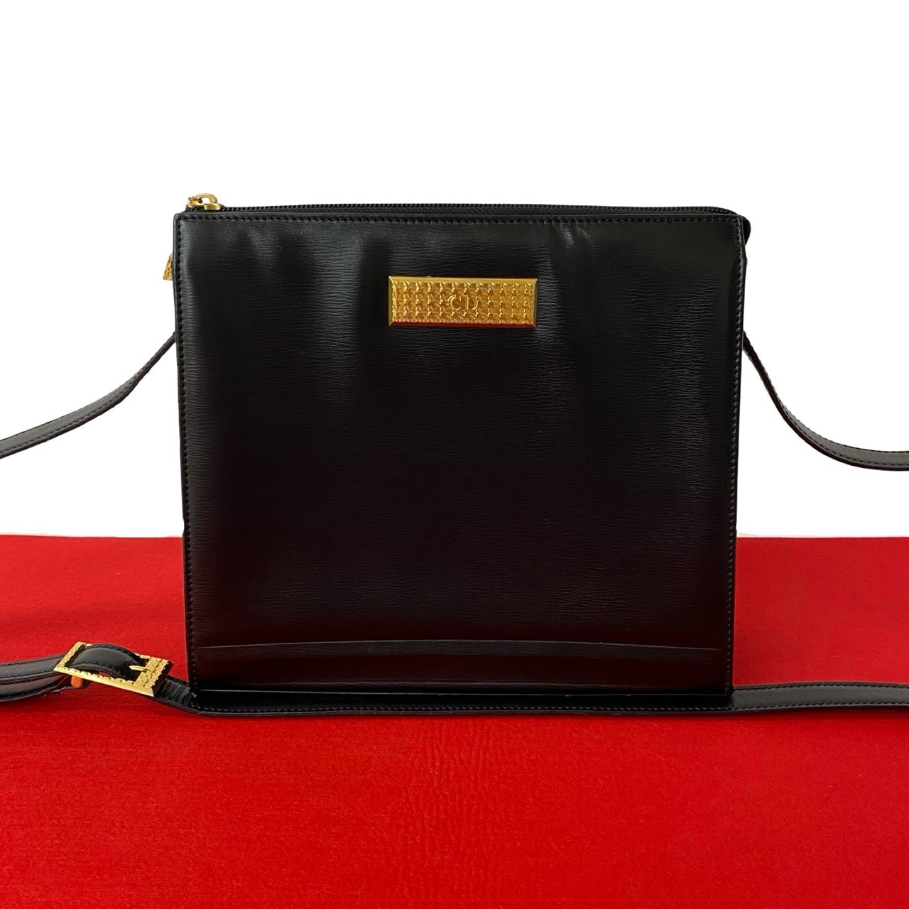 ヴィンテージ CD ロゴ 金具ショルダーバッグ レザー ブラック 39594