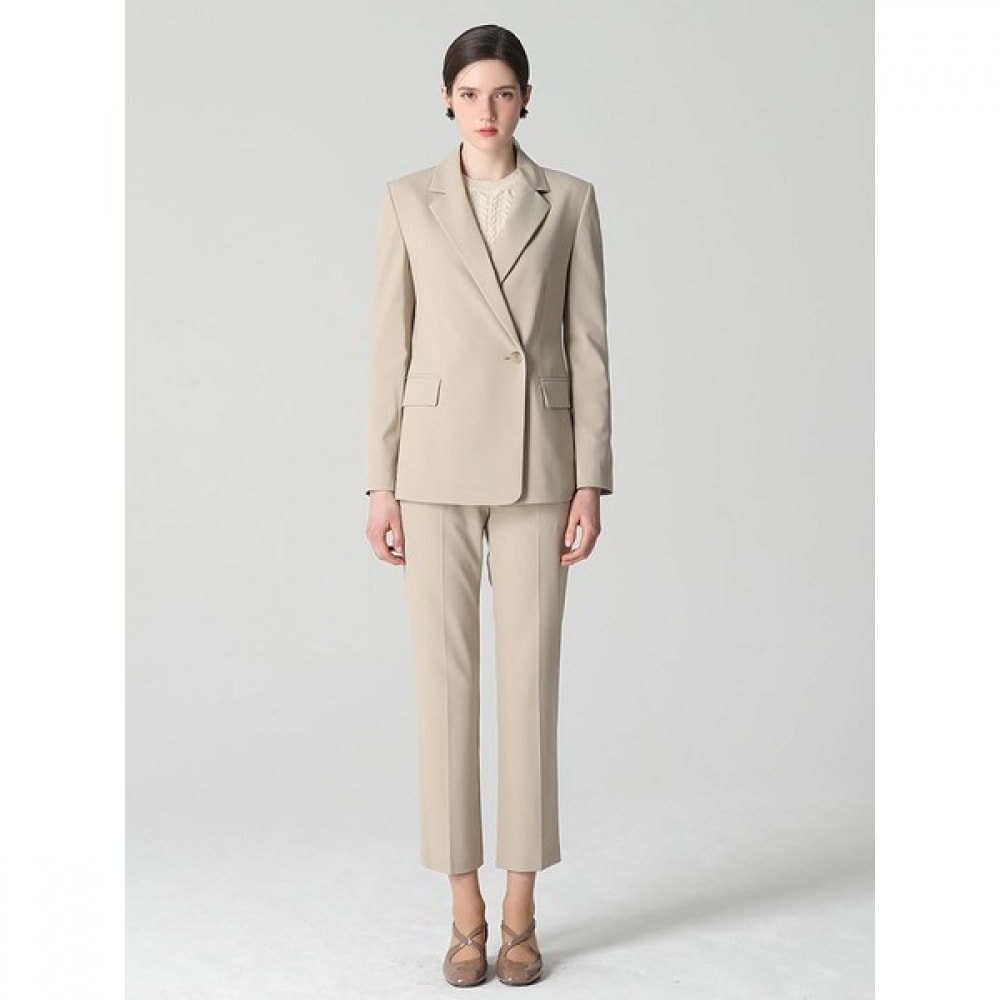 (Shis Miss) 2SET ダブルボタンジャケット+ストレートパンツ 2点セット (パッケージ価格:506,000ウォン)