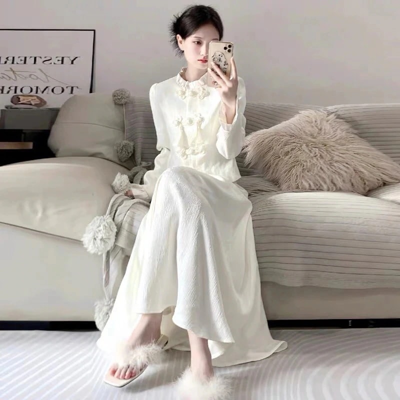 【急速出荷!】レディース2025初春新作新風改良風ウェアチャイナトップハーフツーピーススーツセットアップ