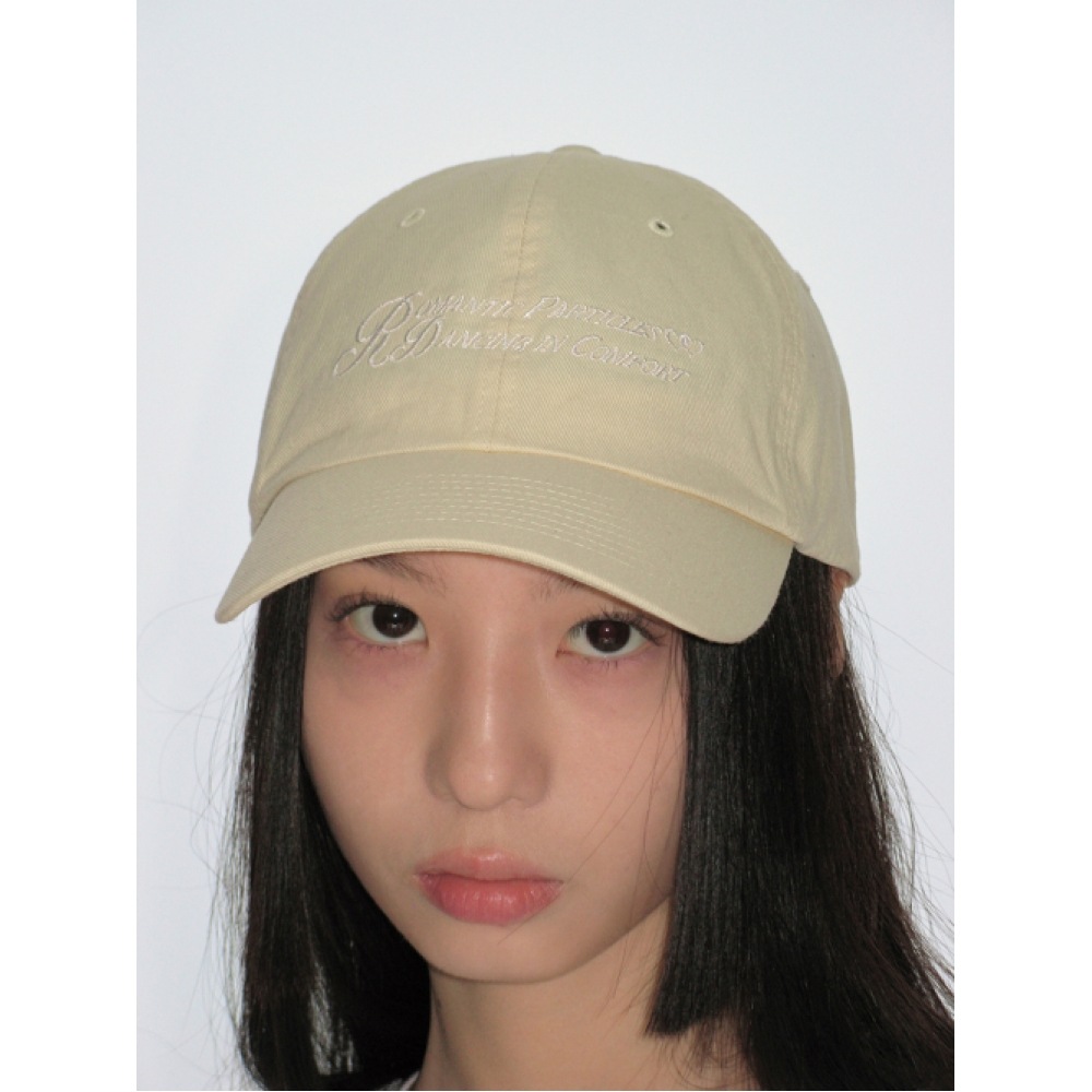 ZEEZEEZEE レタリングボールキャップ 7,798円