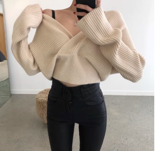 レディース トップス ニット セーター 長袖 萌袖 Vネック 切り替え ウエストマーク 伸縮性 ニット かわいい 大人可愛い カジュアル 上品 おしゃれ かっこいい ガーリー ラブリー キュート