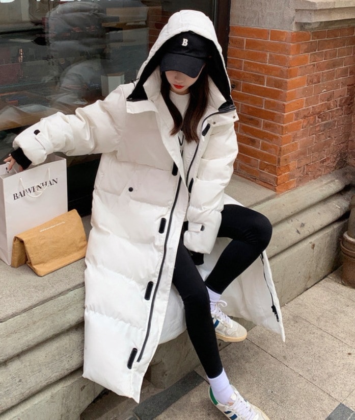 アウター デート モテアイテム ロングコート ダウンコート 長袖 もこもこ ふわふわ フード付き 可愛い きれいめ 上品 おしゃれ かっこいい 可愛い ラブリー キュート ガーリー クール